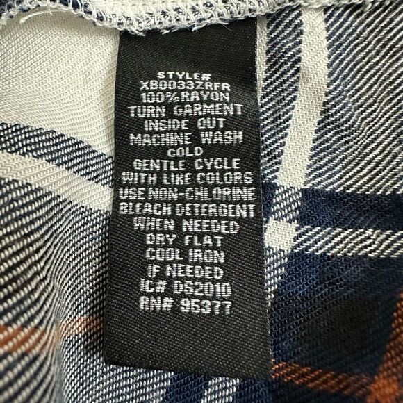 Sanctuary Women's Size L Long Sleeve Plaid Boyfriend Shirt Blue White Snap Front - Picture 8 of 11